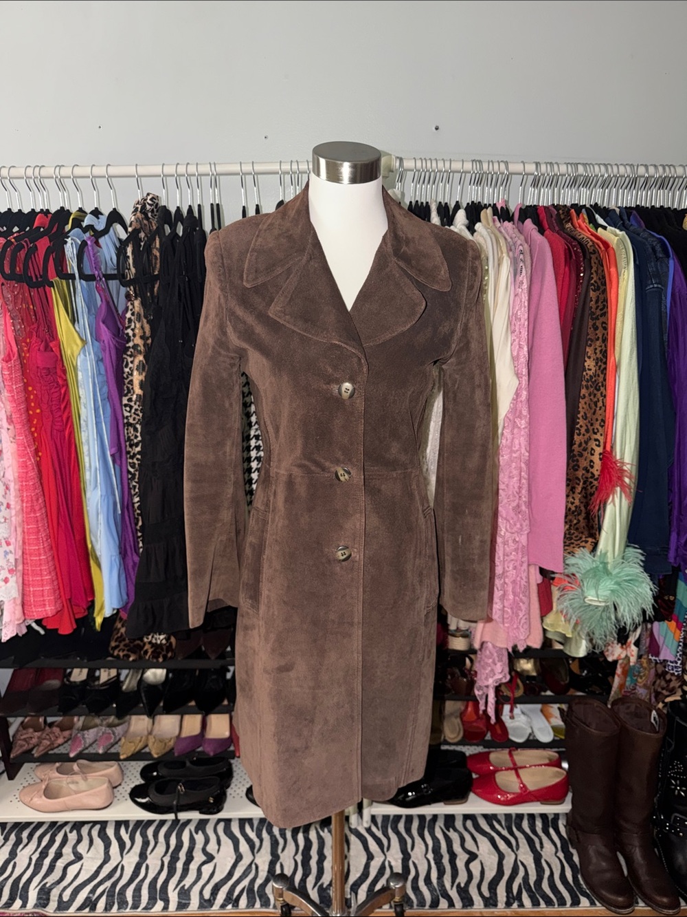 Cynthia Steffe Genuine Brown Suede Coat, size 2 - Picture 4 of 16